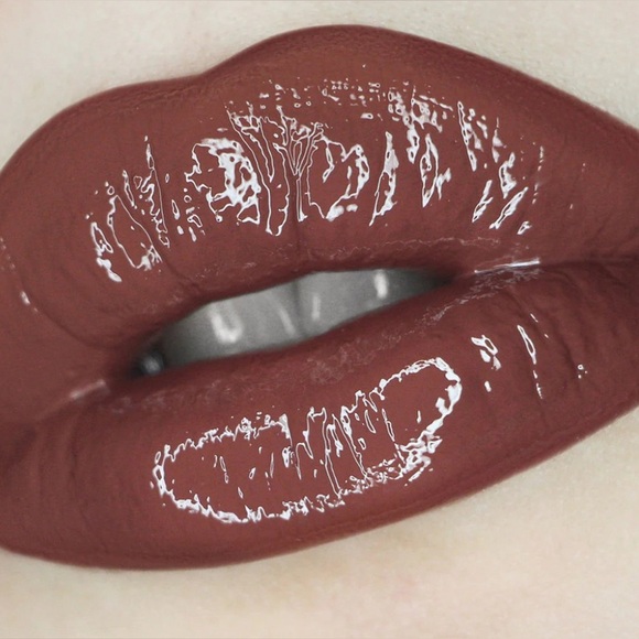 Lip Gloss + Lip Liner Set - Picture 3 of 3